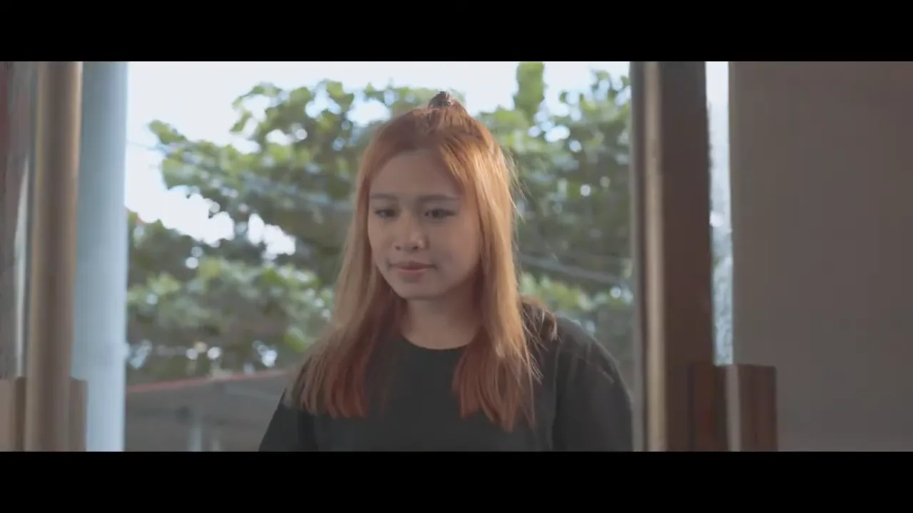 將翎女子官將首作品畫面：團員入鏡